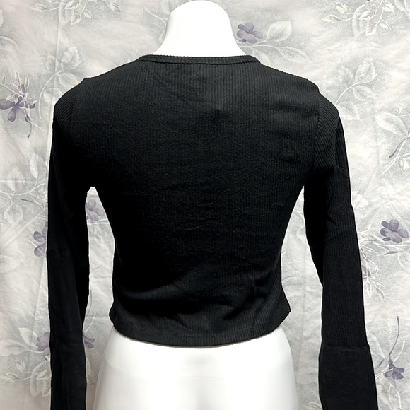 NWT Ribbed Open-Front Top - Picture 2 of 4